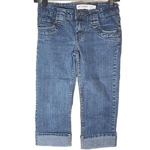 hot bottoms Capri short pants embroidered medium blue wash pocket zipper READ